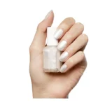 Essie Color 04 Pearly White